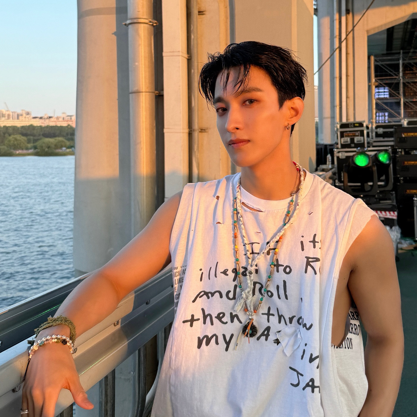 DK (SEVENTEEN)的幕後花絮