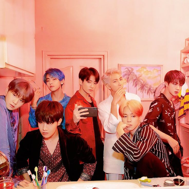 Foto aktivitas terbaru BTS