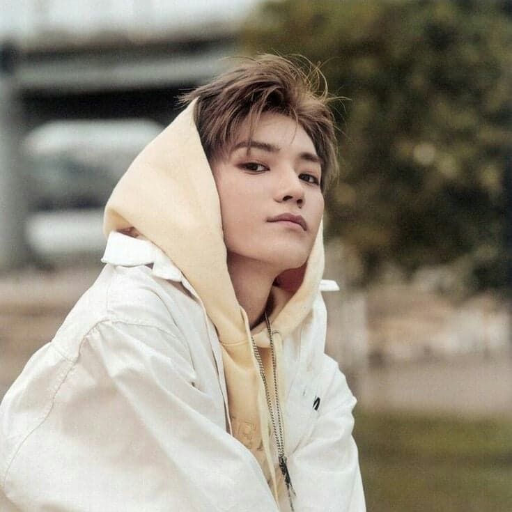 A moment captured by Taeyong (NCT 127)'s fan
