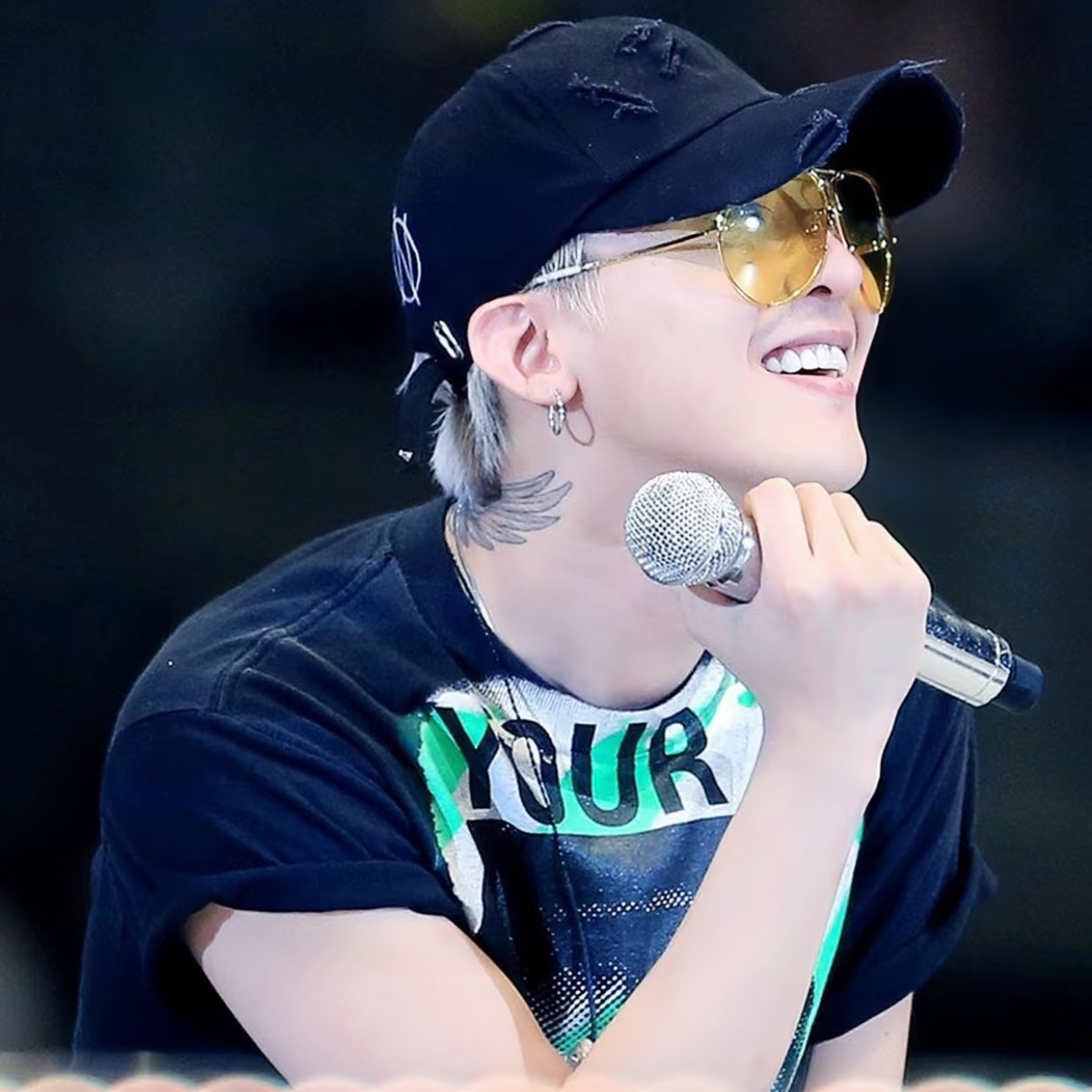 Behind-the-scenes cut of G-DRAGON (BIGBANG)