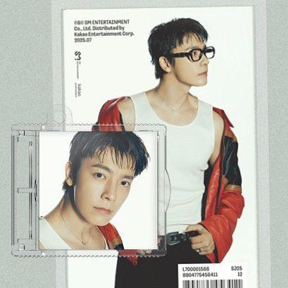 Behind-the-scenes cut of Donghae (Super Junior)
