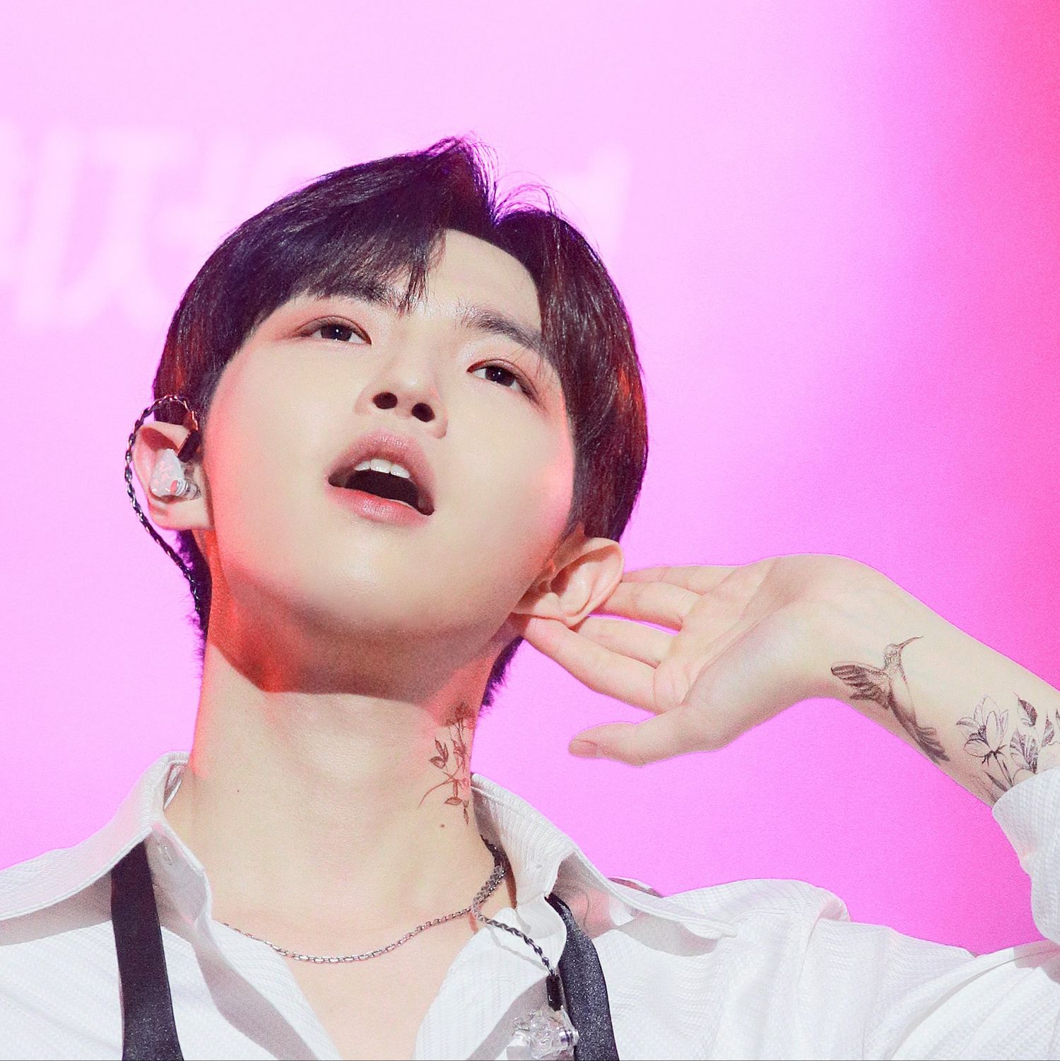A moment captured by Kim Jaehwan's fan