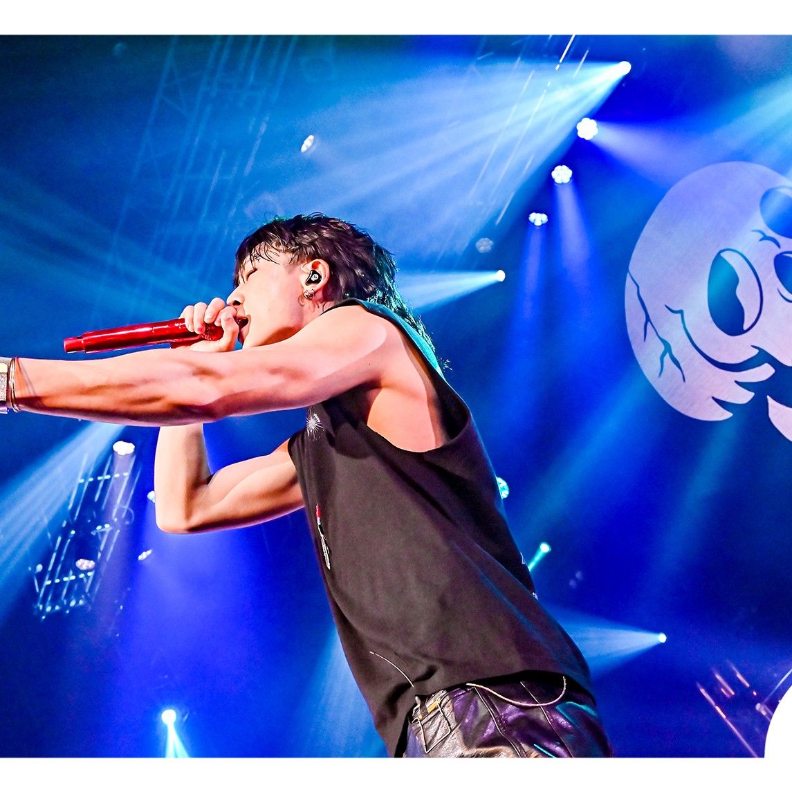 Behind-the-scenes cut of BOBBY (iKON)