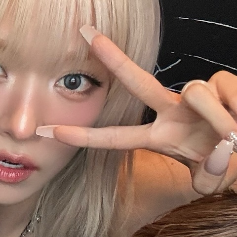 Recent activity shot of fromis (9)