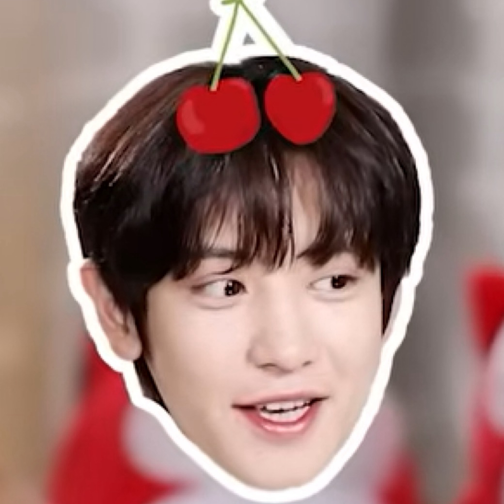 燦烈 (EXO)的最新照片