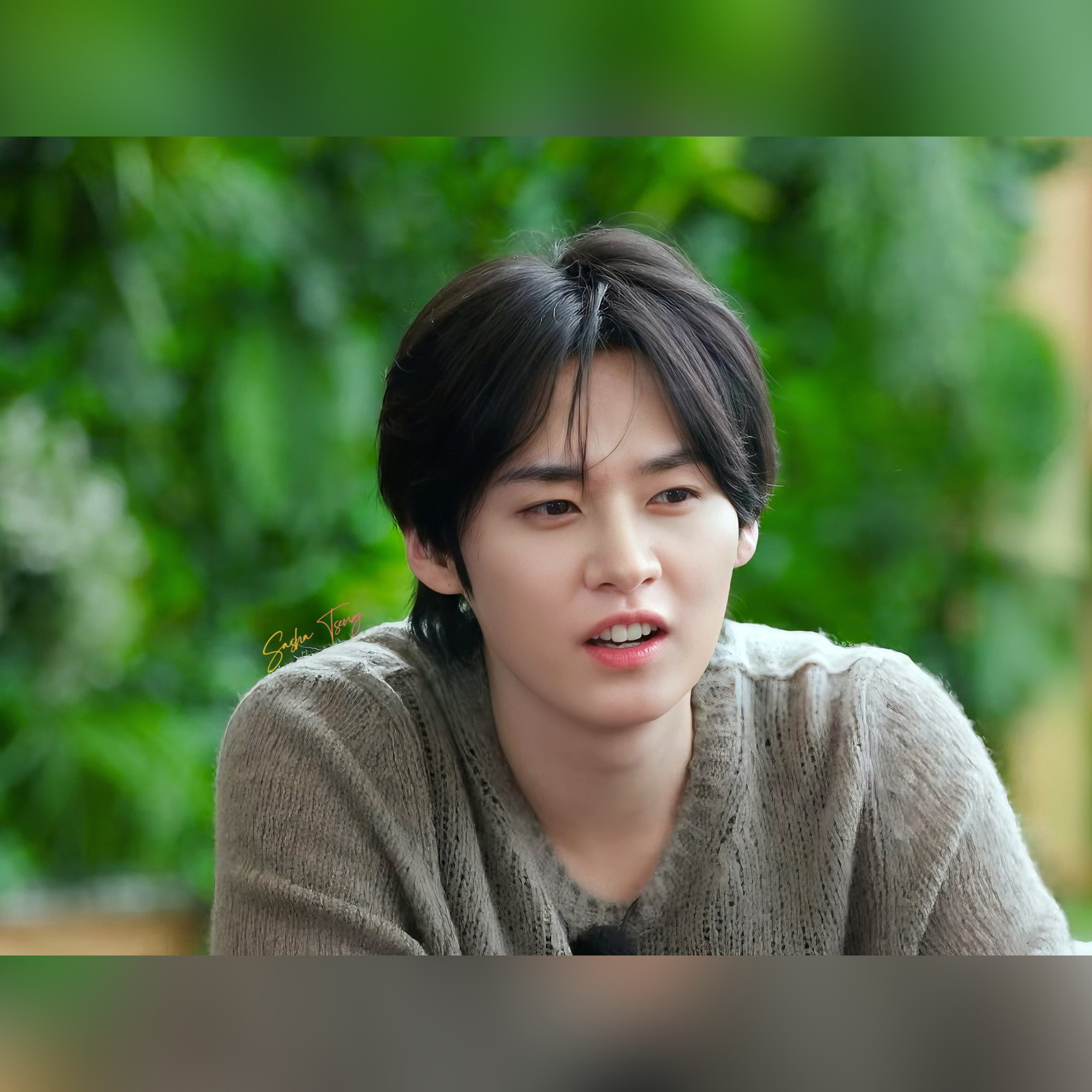 Recent activity shot of Lee Know (Stray Kids)