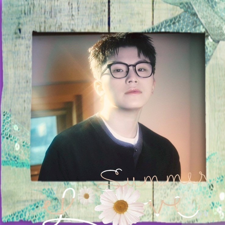 A moment captured by Woozi (SEVENTEEN)'s fan
