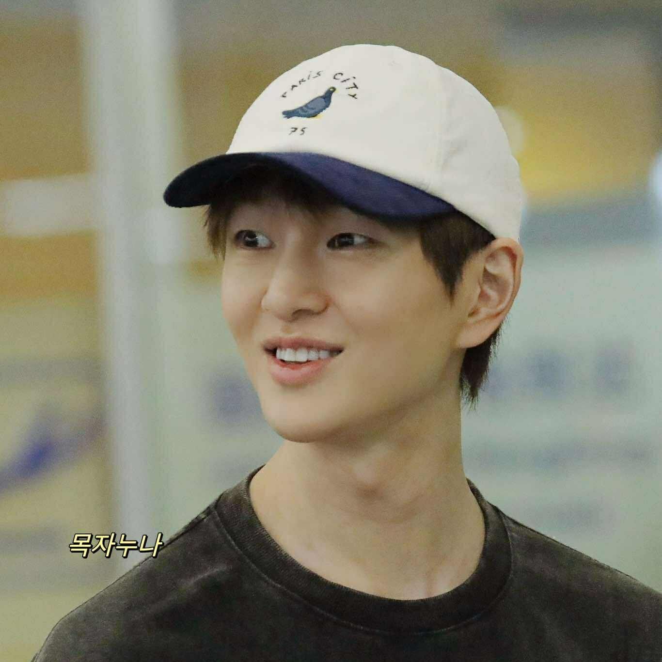 Behind-the-scenes cut of Onew (SHINee)