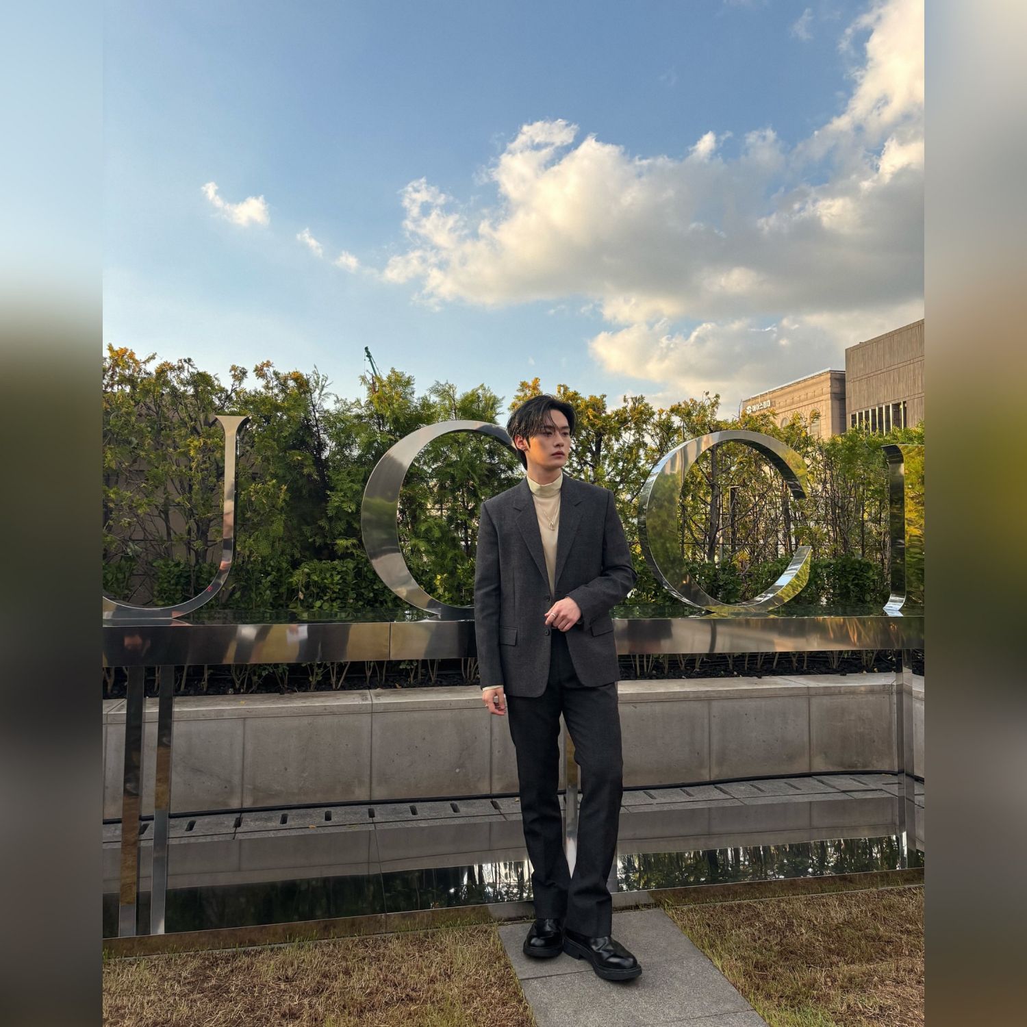 A moment captured by Lee Know (Stray Kids)'s fan