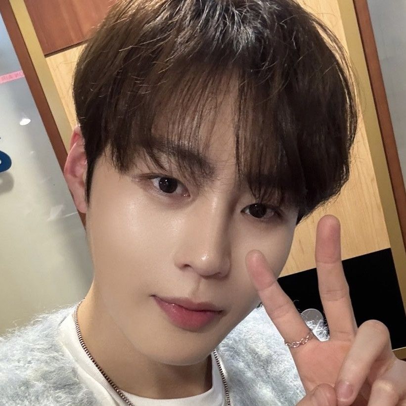 하성운의 최신 사진