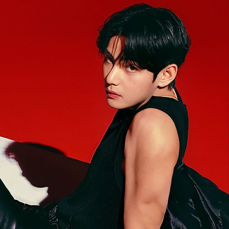V (BTS)の最新写真