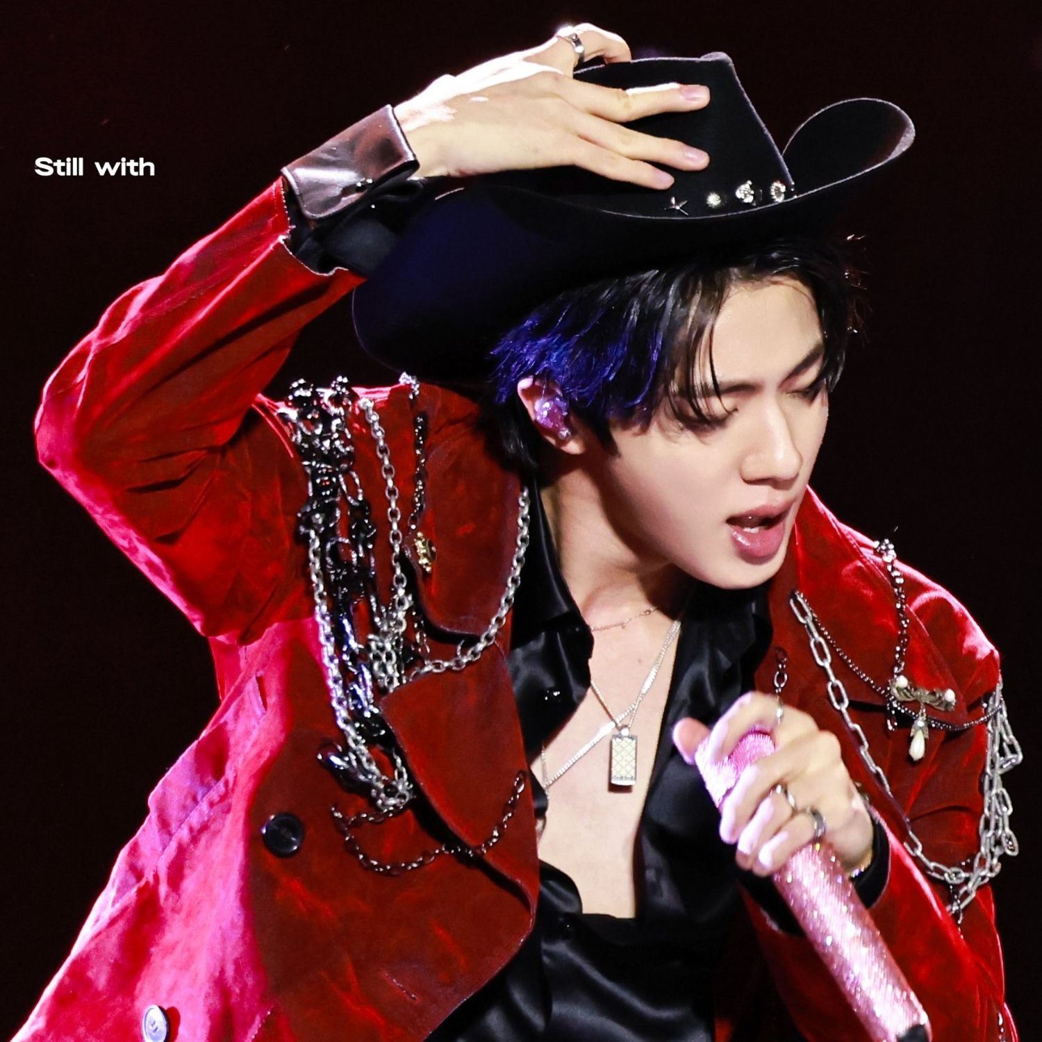 진 (방탄소년단)의 비하인드 컷