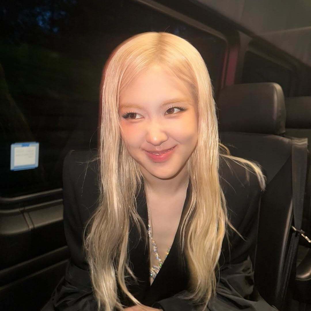 ROSÉ (BLACKPINK)粉絲拍下的瞬間