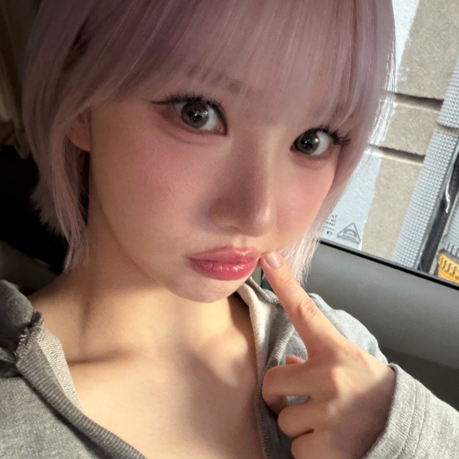 Recent activity shot of VIVIZ