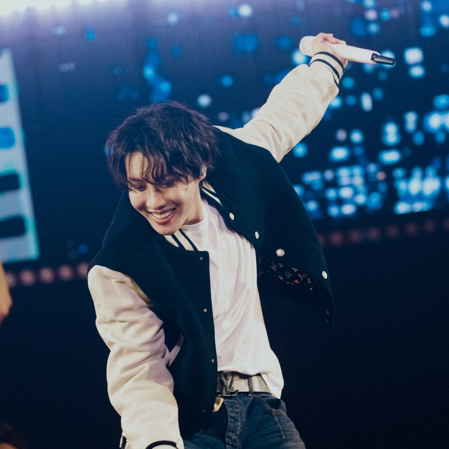 제이홉 (방탄소년단)의 비하인드 컷