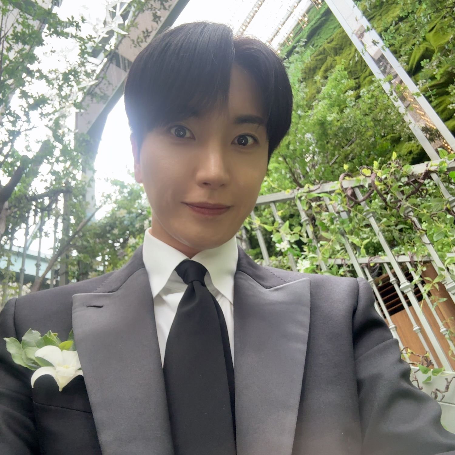 Latest photo of Leeteuk (Super Junior)