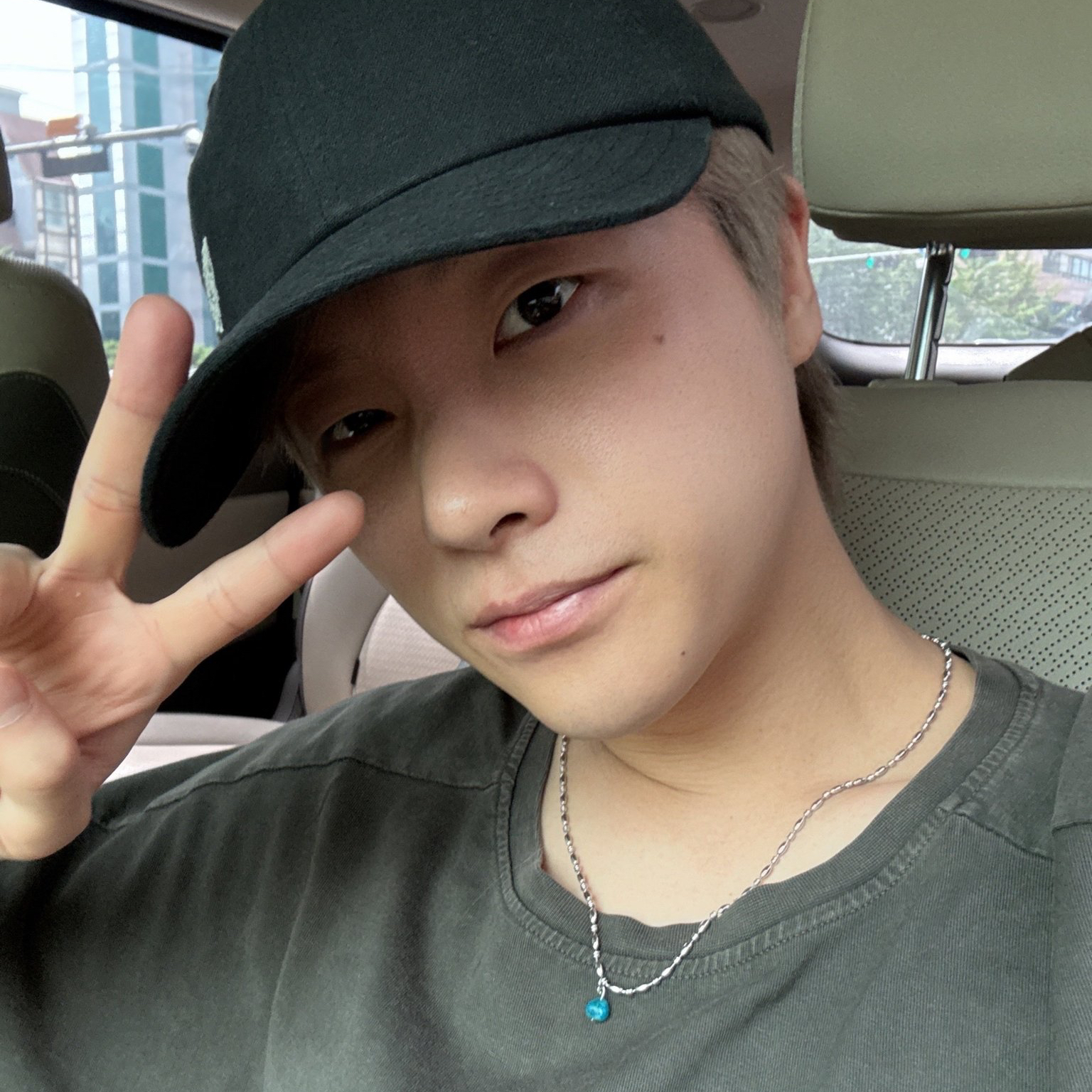Recent activity shot of JAY (iKON)