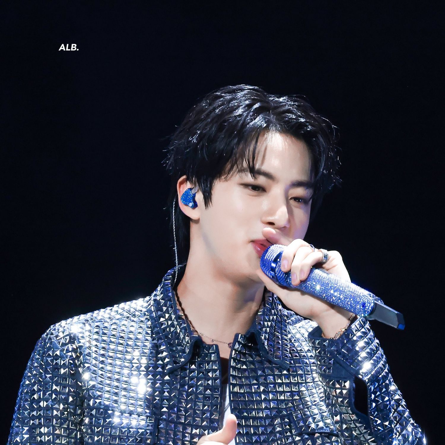 진 (방탄소년단)의 최신 사진