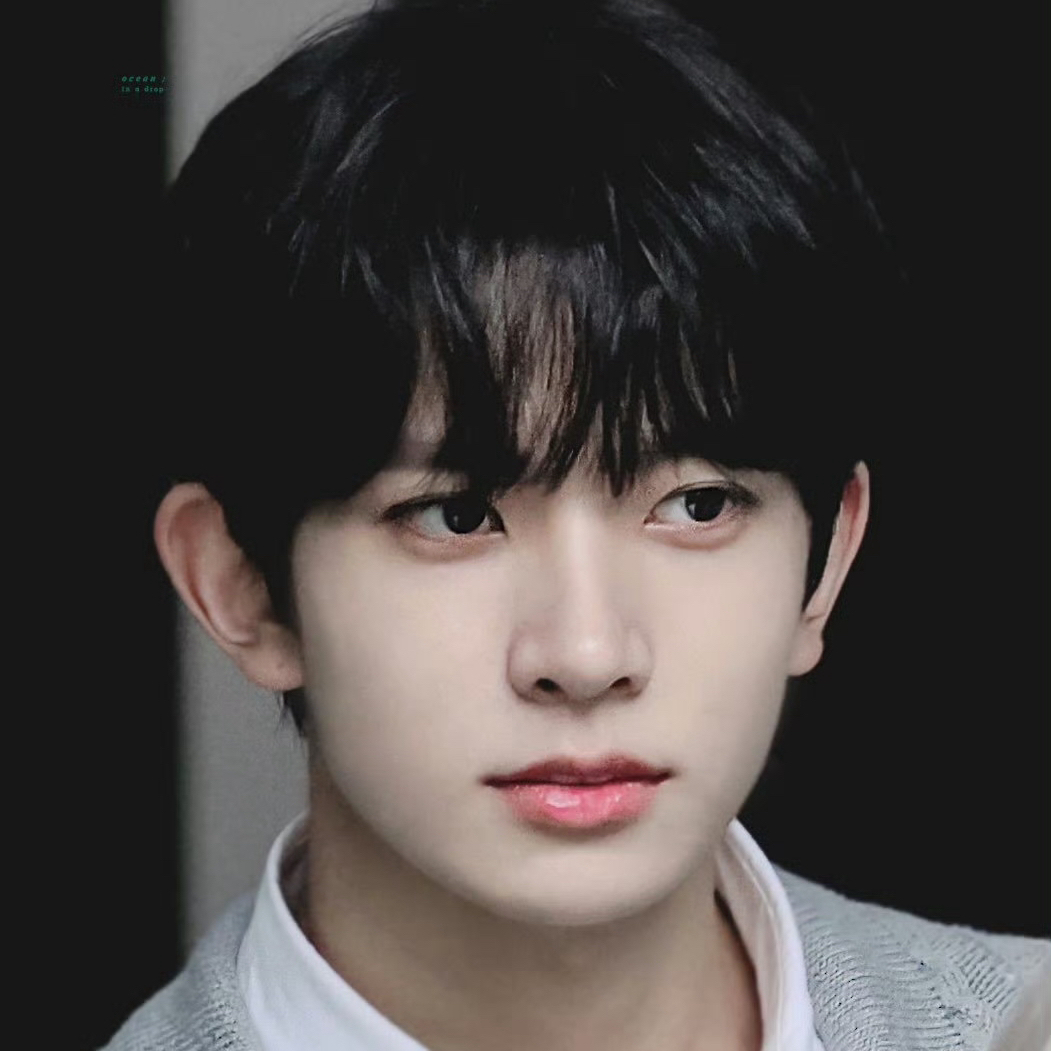 Behind-the-scenes cut of Heeseung (ENHYPEN)