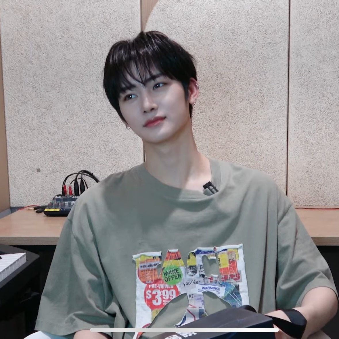 Behind-the-scenes cut of Zhou Anxin (ALPHA DRIVE ONE)