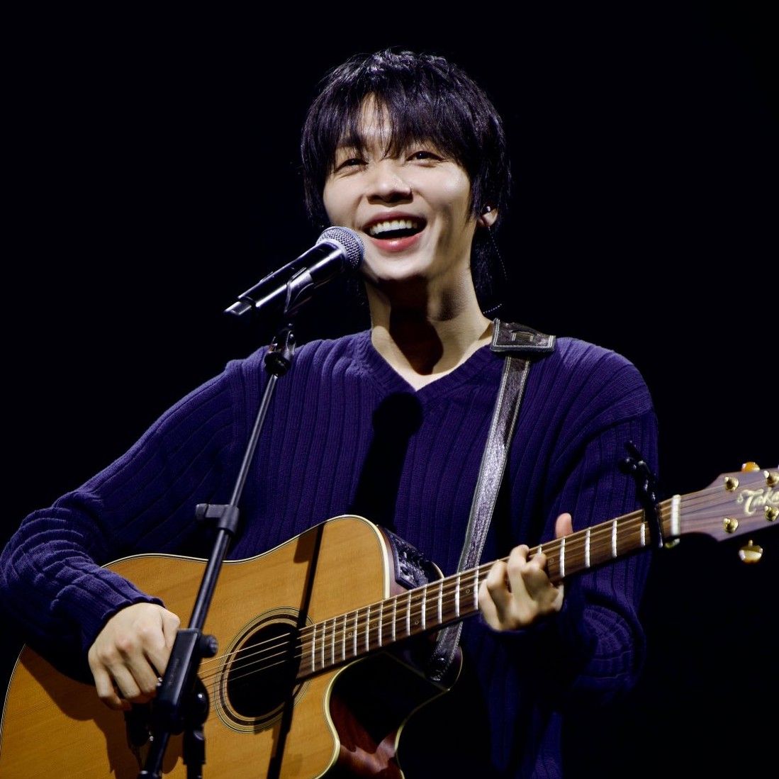 Recent activity shot of Jeong Sewoon