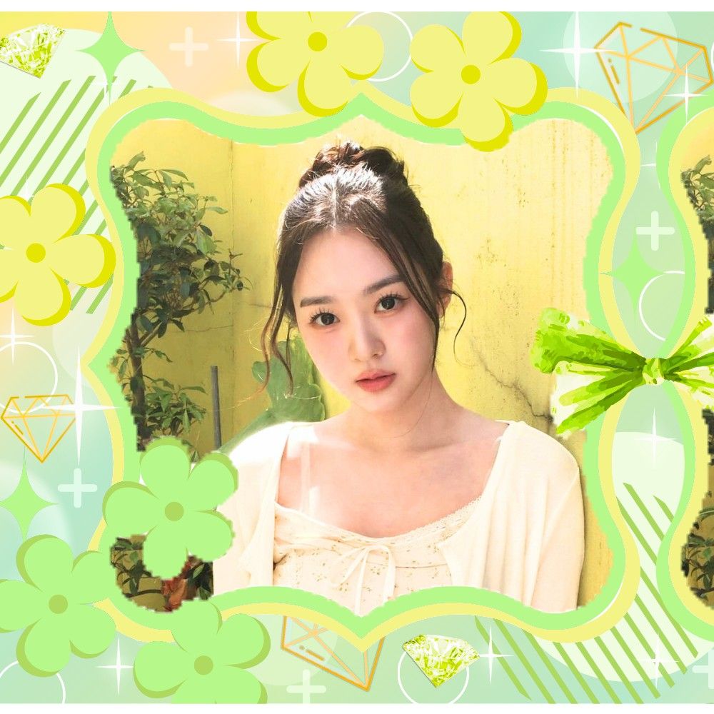 Latest photo of Kim Soomin (tripleS)
