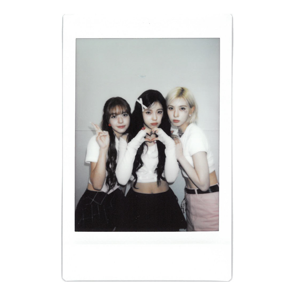 Behind-the-scenes cut of NMIXX