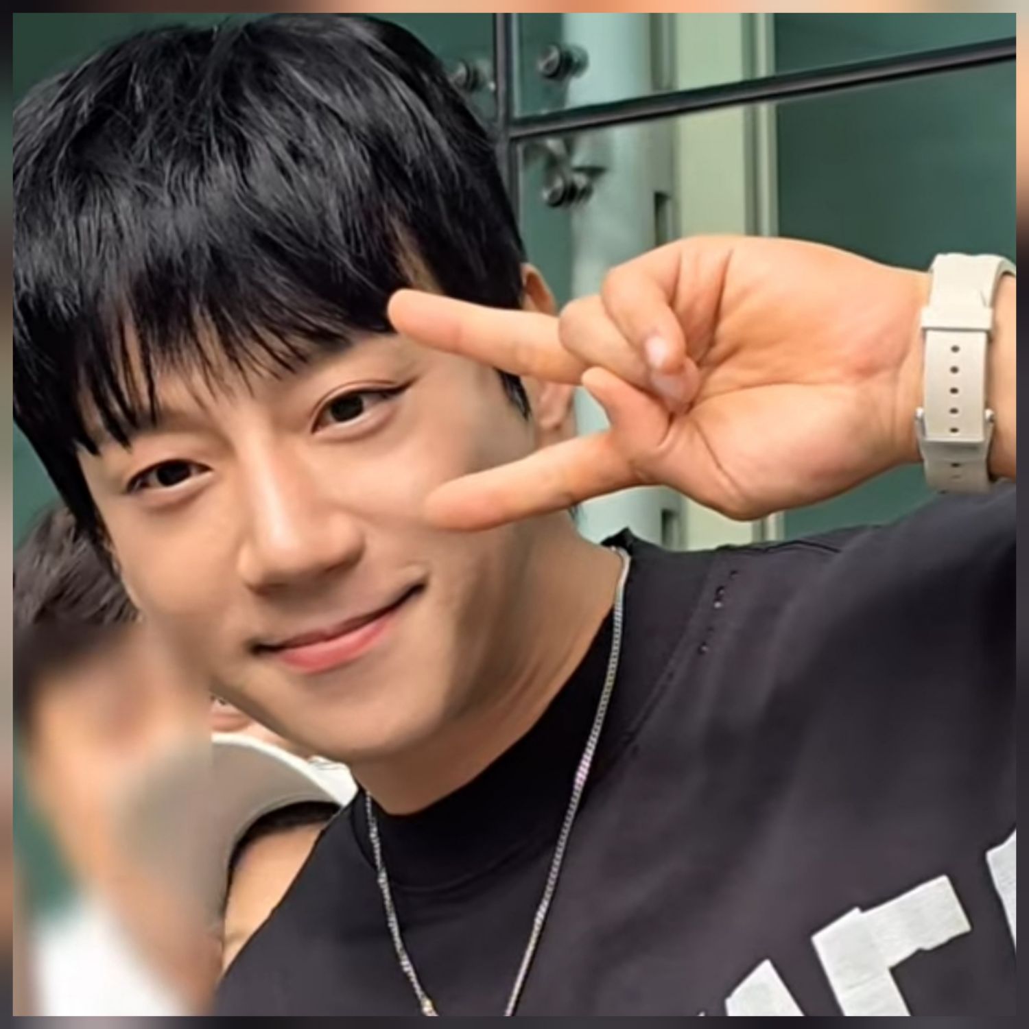 Latest photo of Hwang Chiyeol