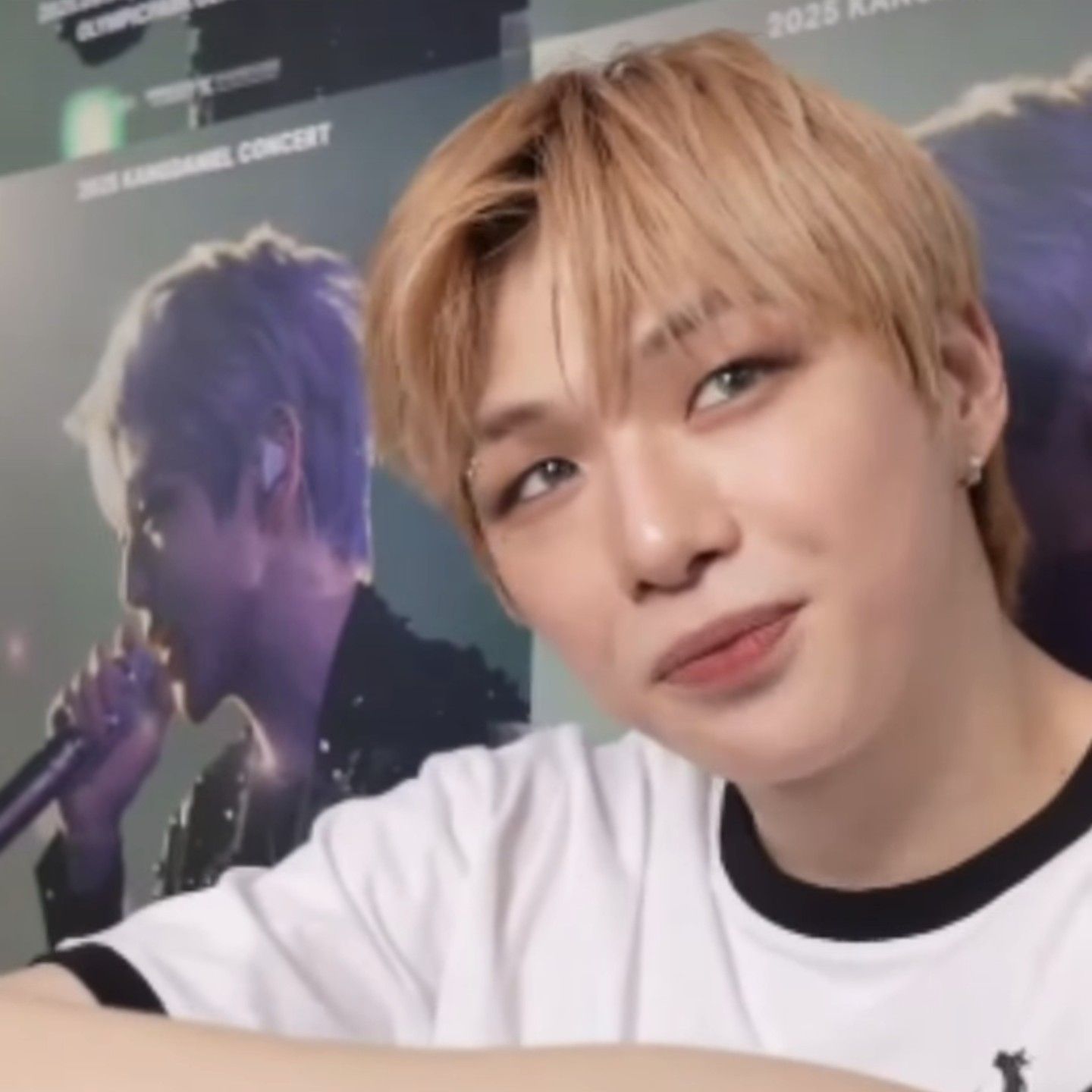 Behind-the-scenes cut of Kang Daniel