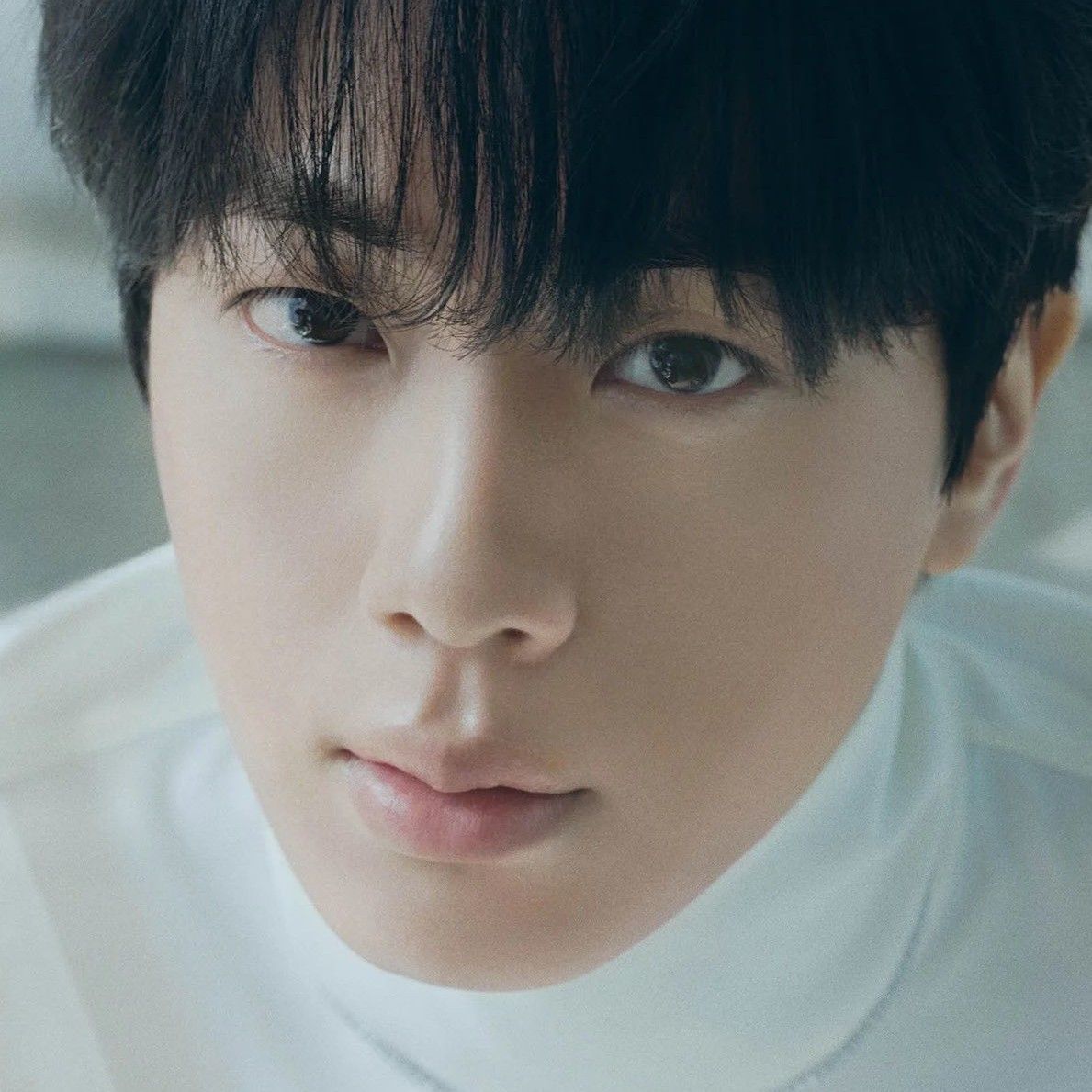 Momen yang diabadikan oleh penggemar Jin (BTS)