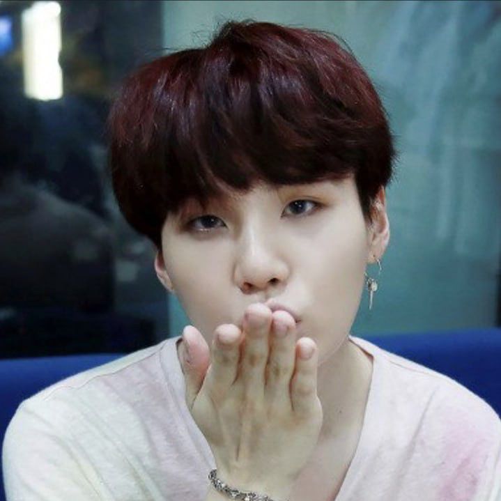 A moment captured by SUGA (BTS)'s fan