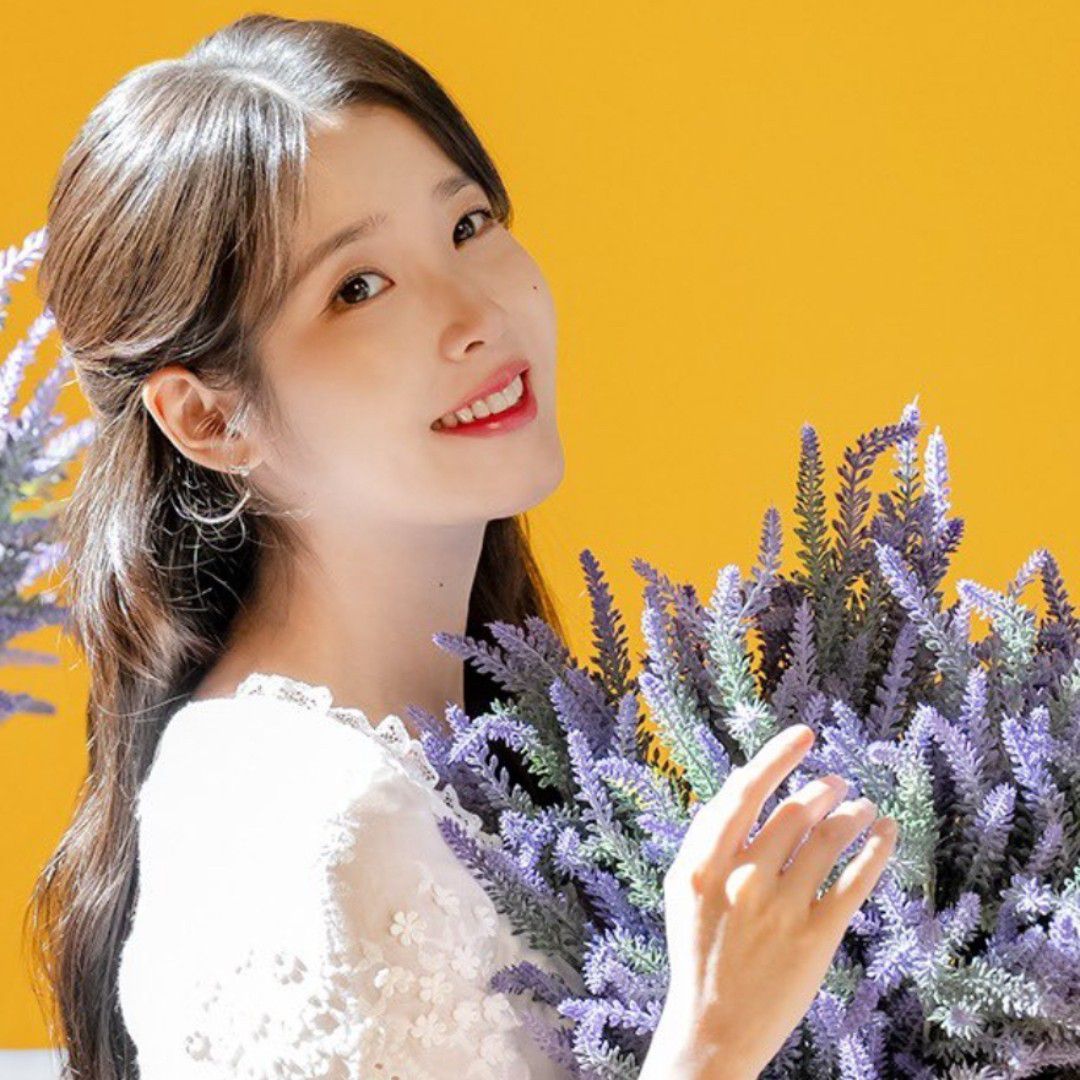Latest photo of IU