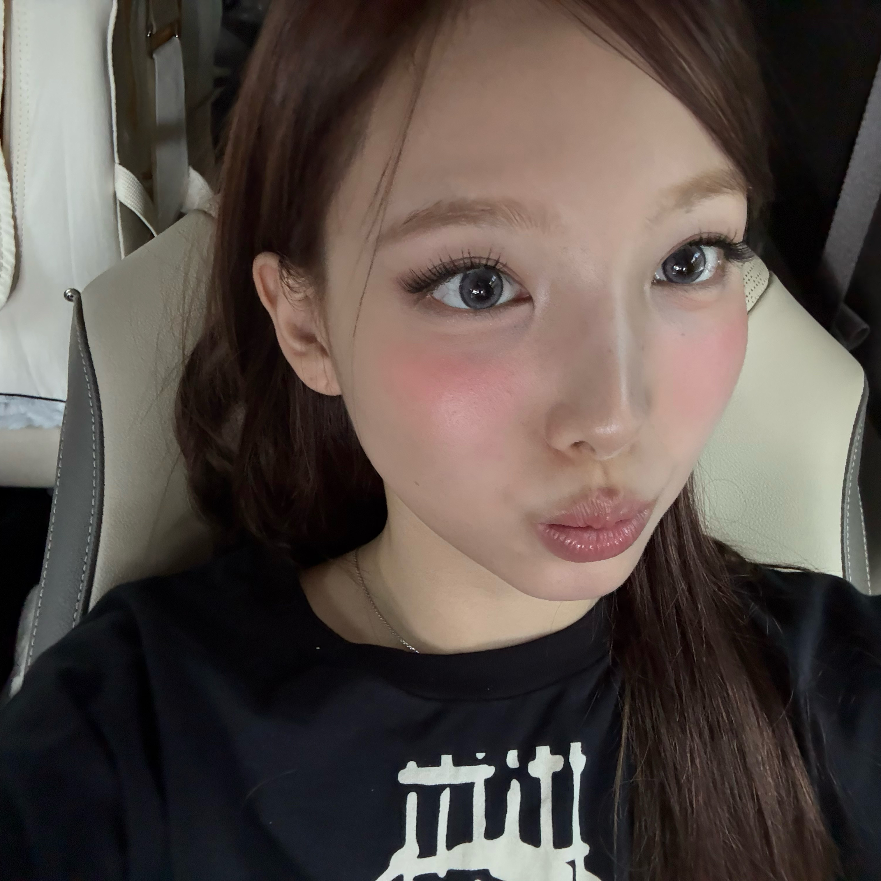 Latest photo of Nayeon (TWICE)