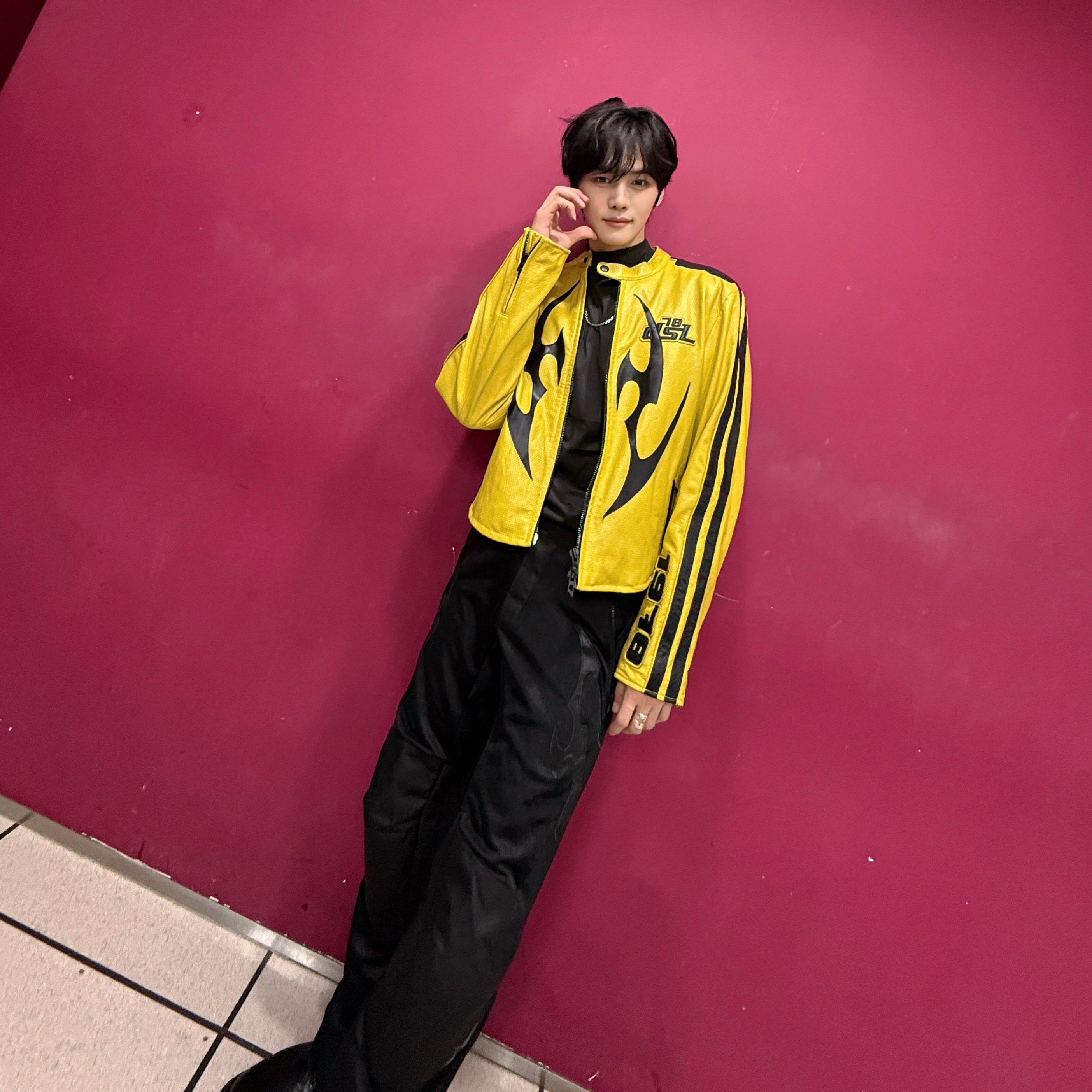 Latest photo of Kim Gyuvin (ZEROBASEONE)