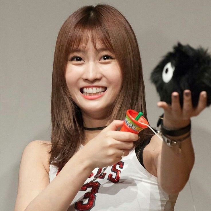모모 (TWICE) 최근 활동샷