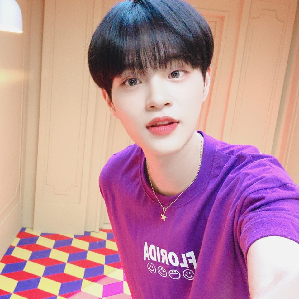 Latest photo of Lee Daehwi (AB6IX)
