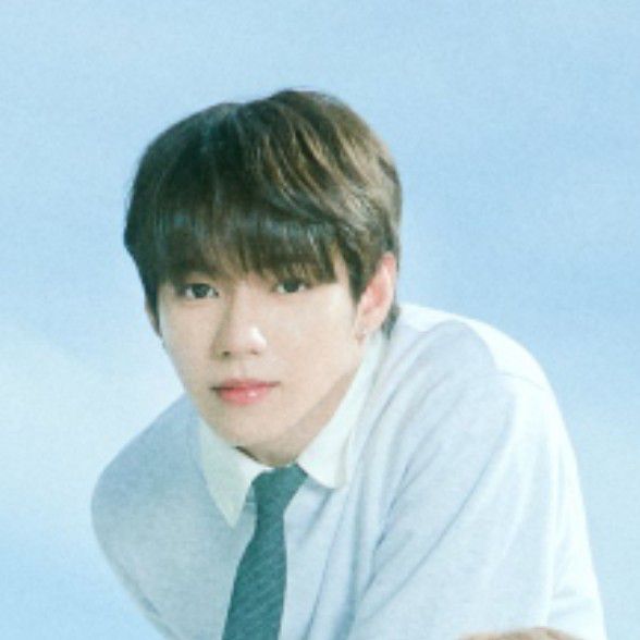 Recent activity shot of JL (AHOF)