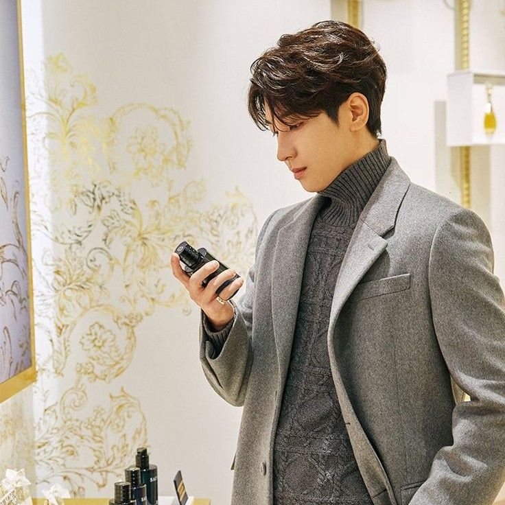 Latest photo of Wonwoo (SEVENTEEN)