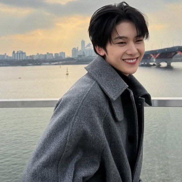 A moment captured by Seok Matthew (ZEROBASEONE)'s fan