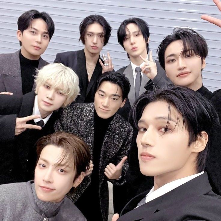 에이티즈 최근 활동샷