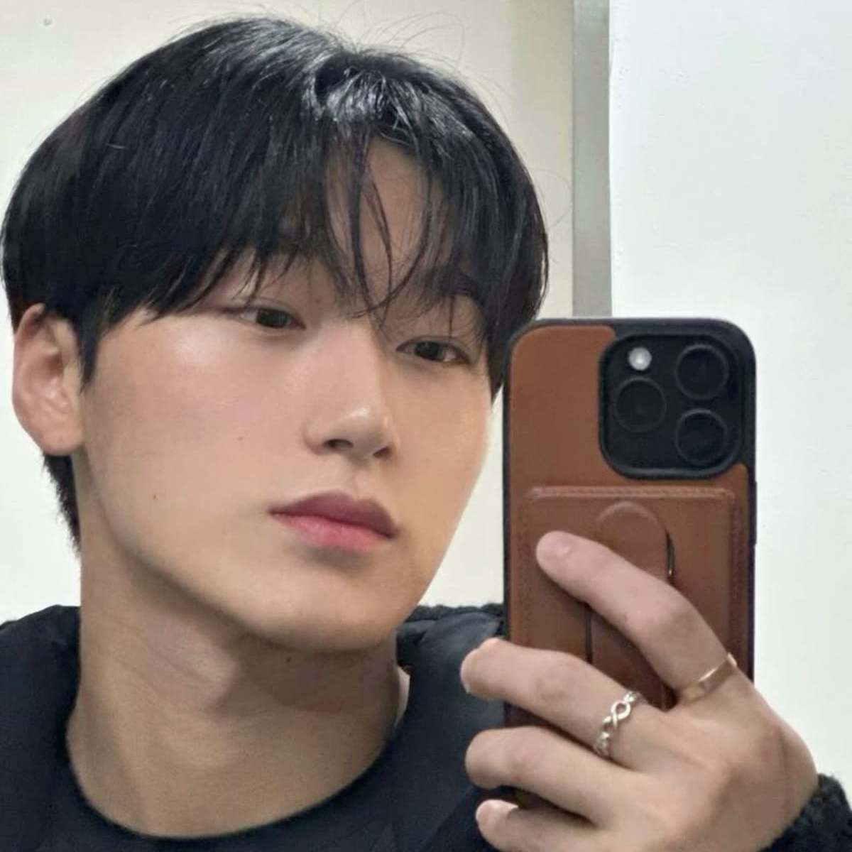 Behind-the-scenes cut of San (ATEEZ)