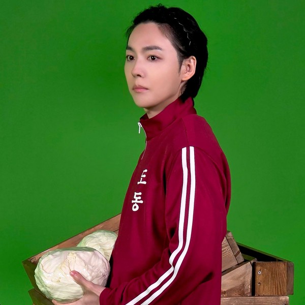 Popular profile image of Jinwoo (WINNER) selected by votes