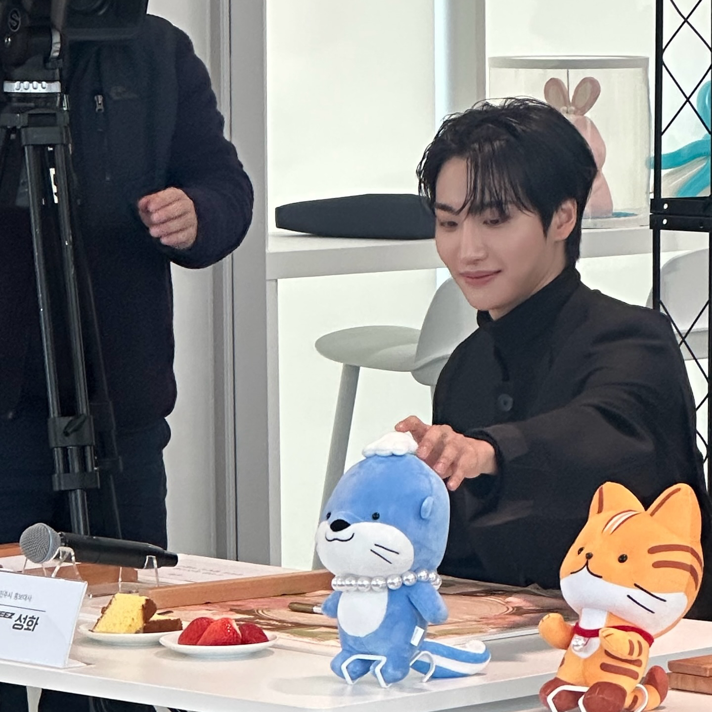 Latest photo of Seonghwa (ATEEZ)