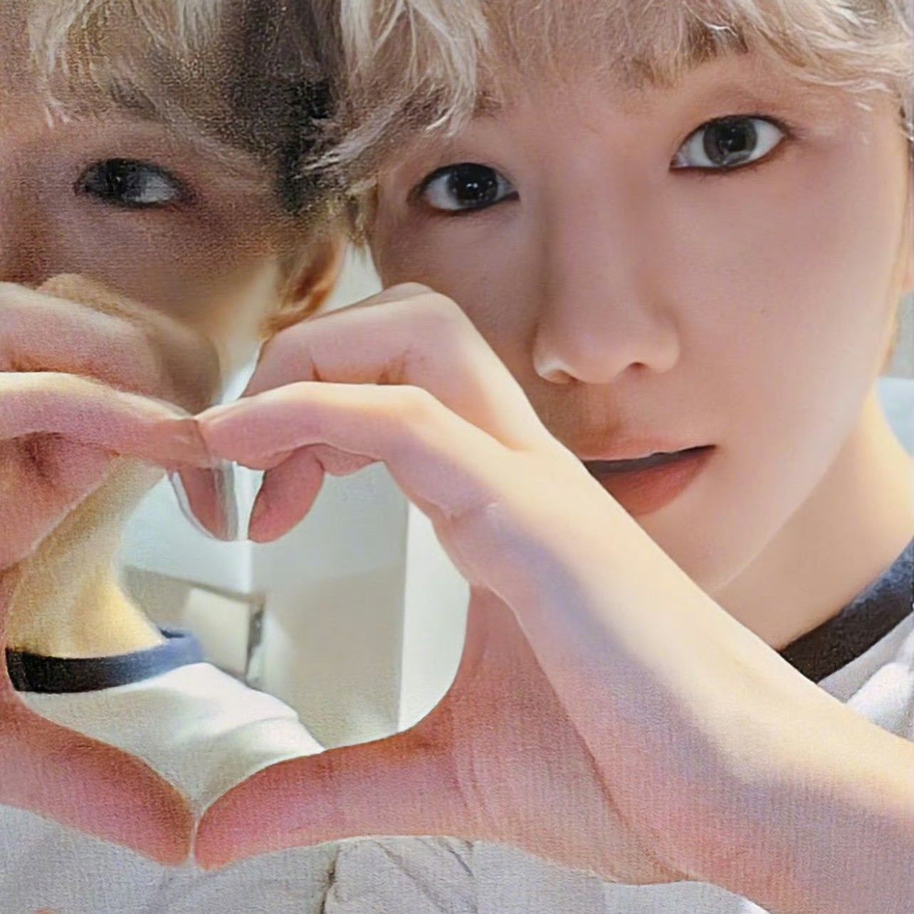Behind-the-scenes cut of Baekhyun (EXO)