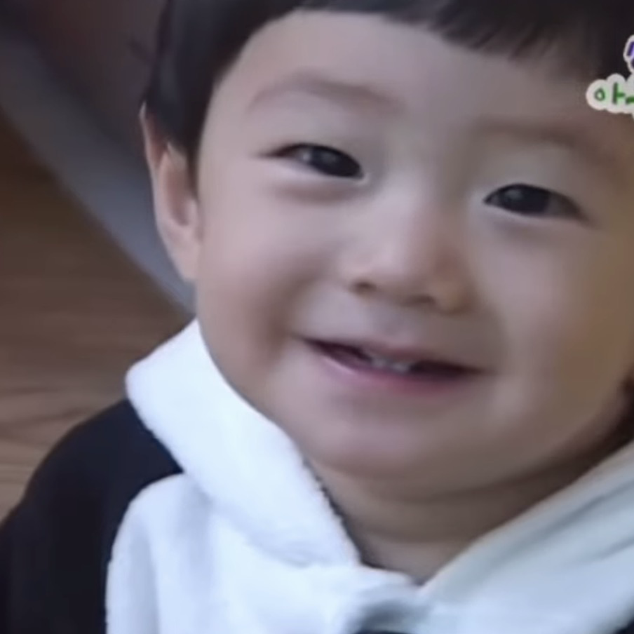 Behind-the-scenes cut of Chung Sanghyeon (ALPHA DRIVE ONE)