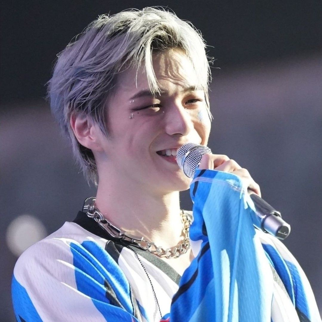 강다니엘의 최신 사진