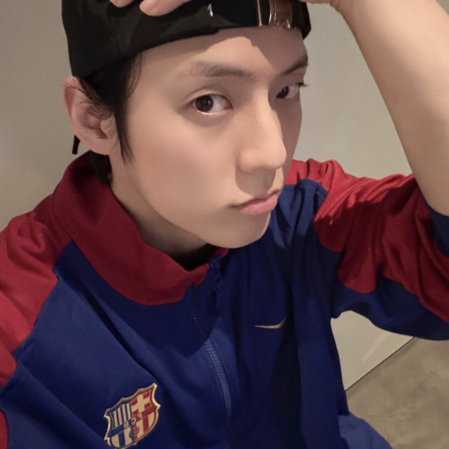 Behind-the-scenes cut of Lee Minhyuk (BTOB)