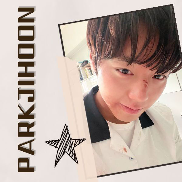Foto aktivitas terbaru Park Jihoon