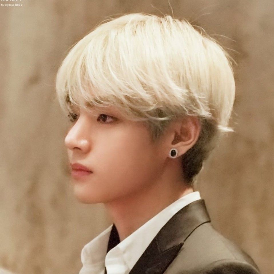 Recent activity shot of V (BTS)