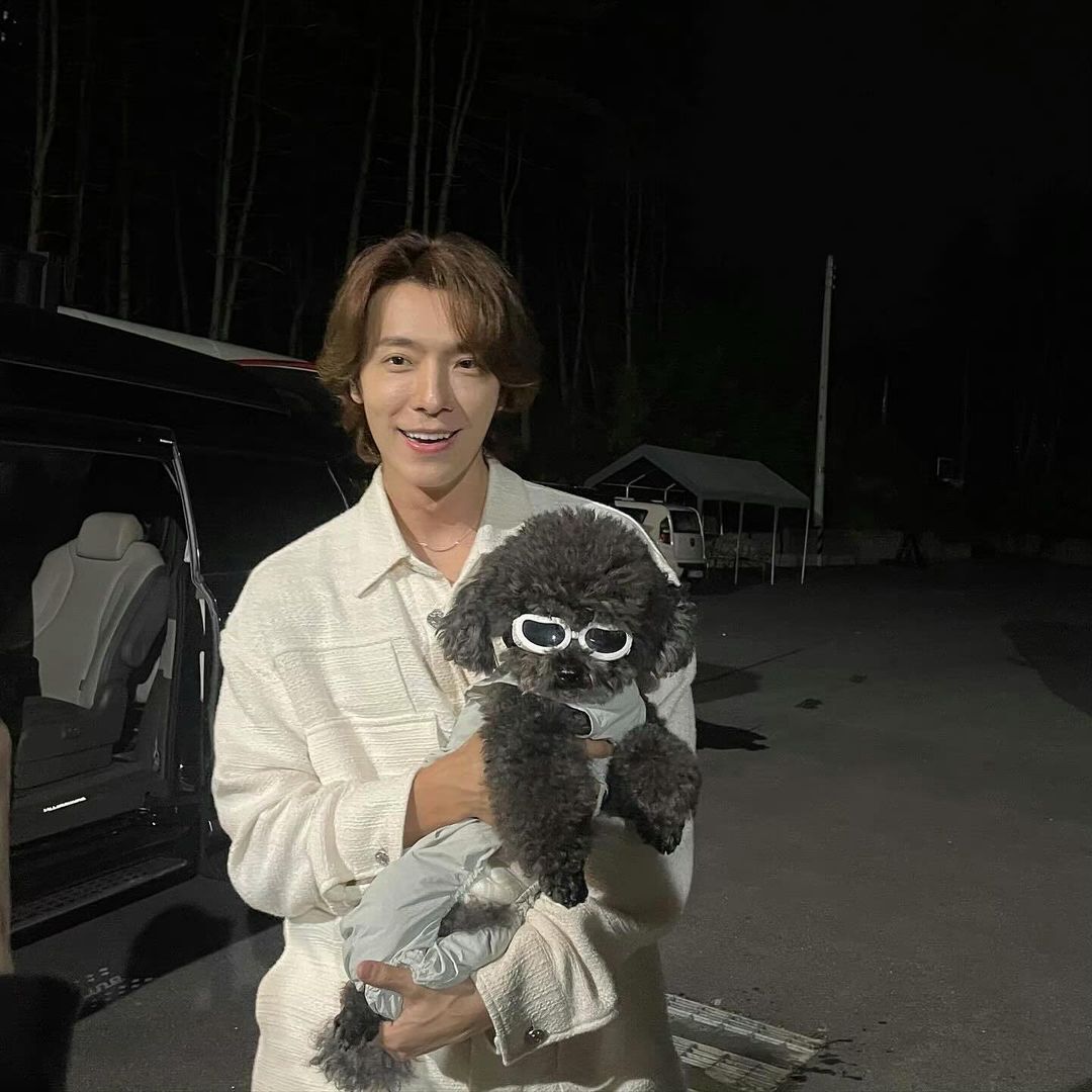 A moment captured by Donghae (Super Junior)'s fan